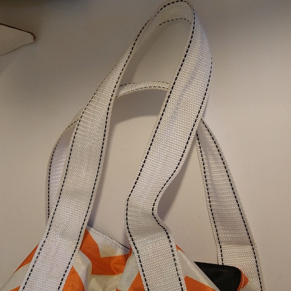 Nwot. logo brand Clemson cooler. - Picture 8 of 10